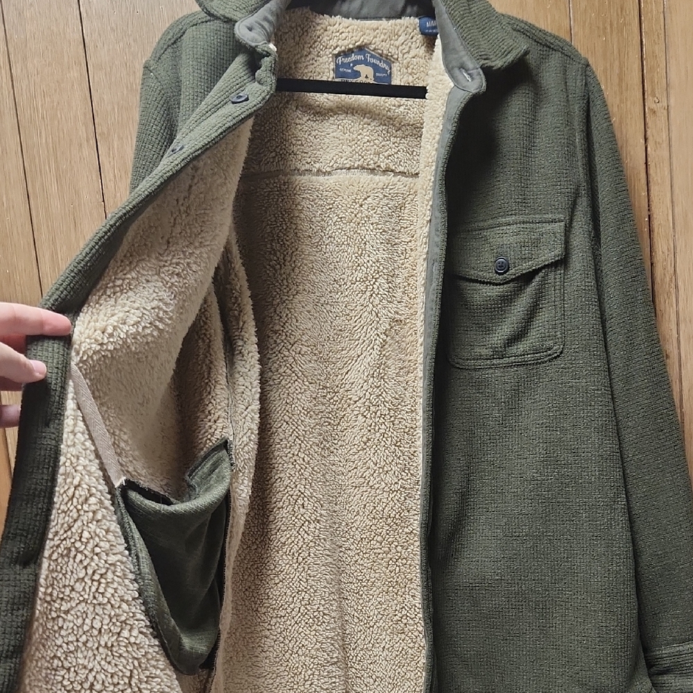 Men's Olive Green Shirt Jacket - Picture 5 of 6